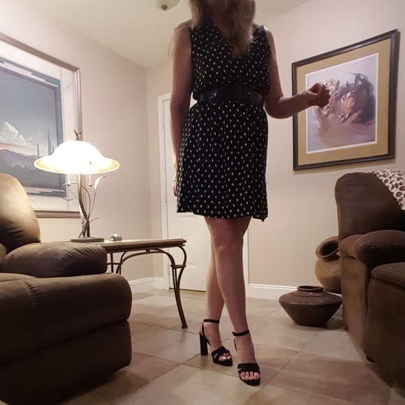 🖤STUART WEITZMAN HEELS🖤 - Picture 2 of 6